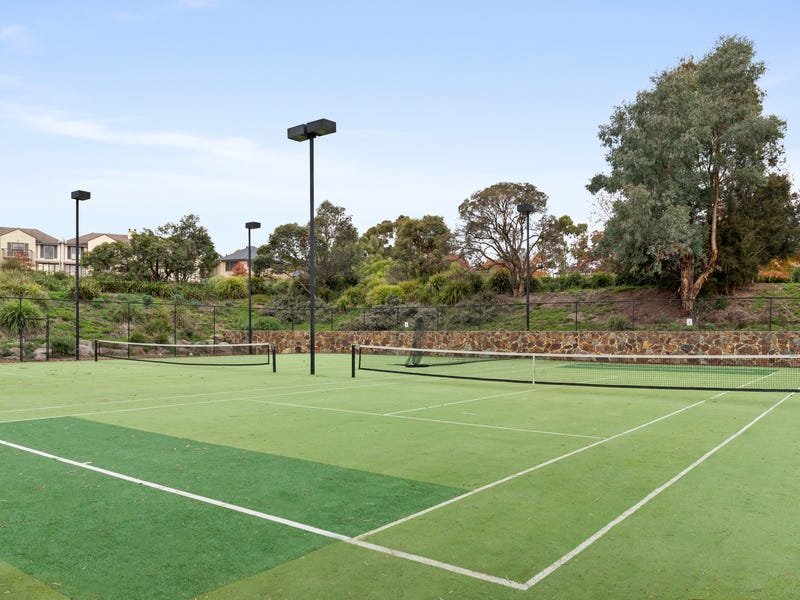 Real Estate and Property in 2 Turnberry Lane, Chirnside Park, VIC