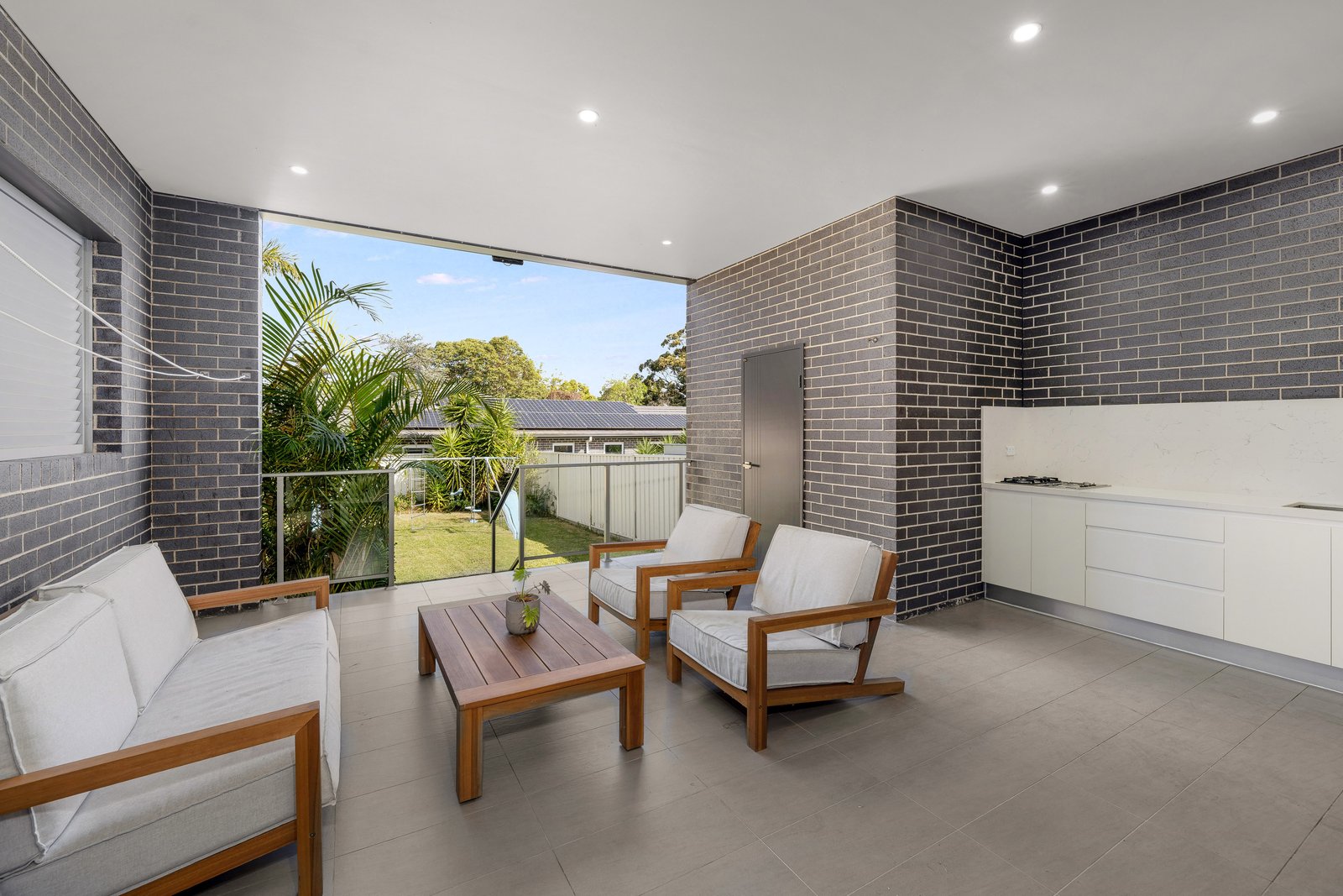 2 Tyrrell Street ROCKDALE 2