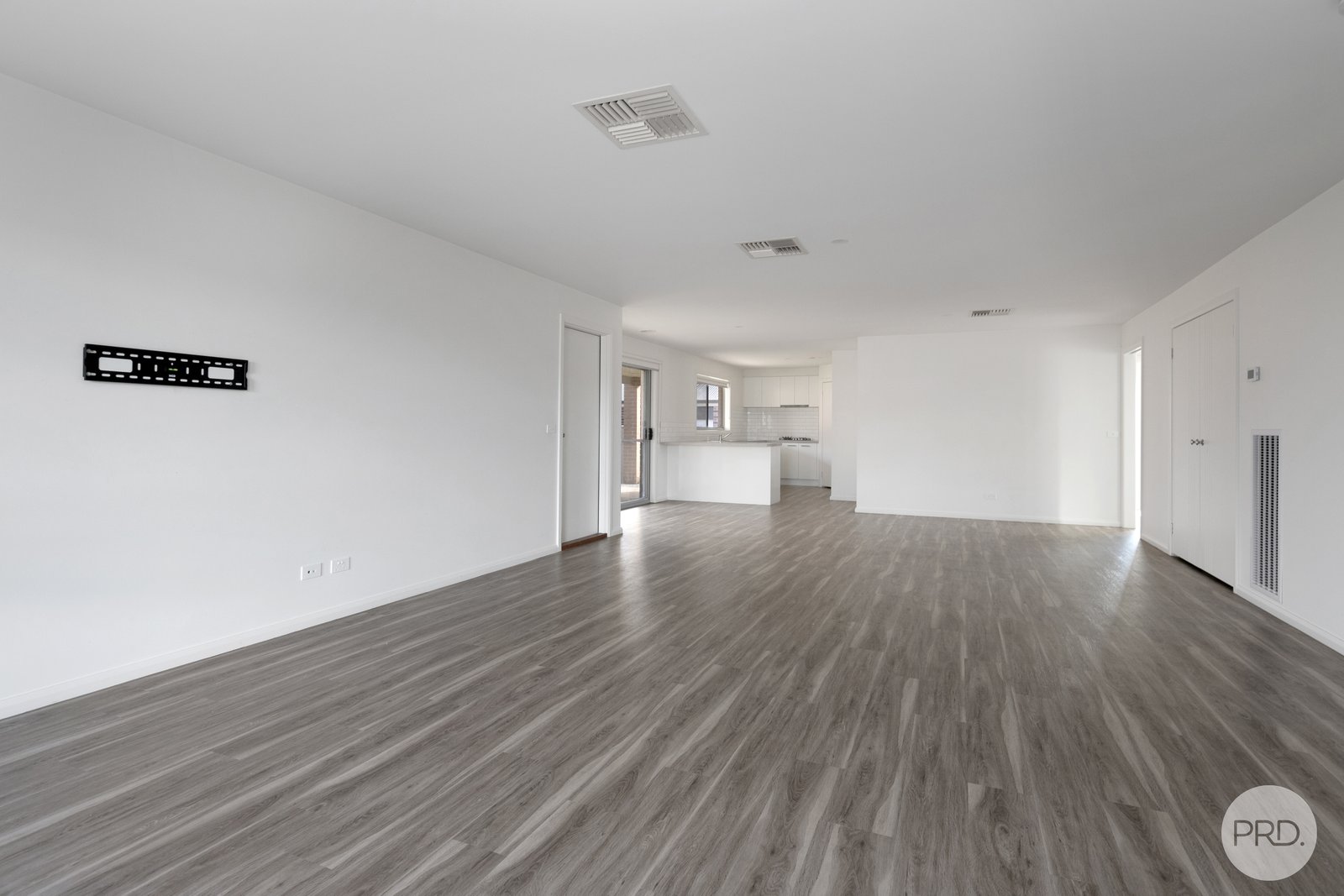 2 Venice Drive WINTER VALLEY 3