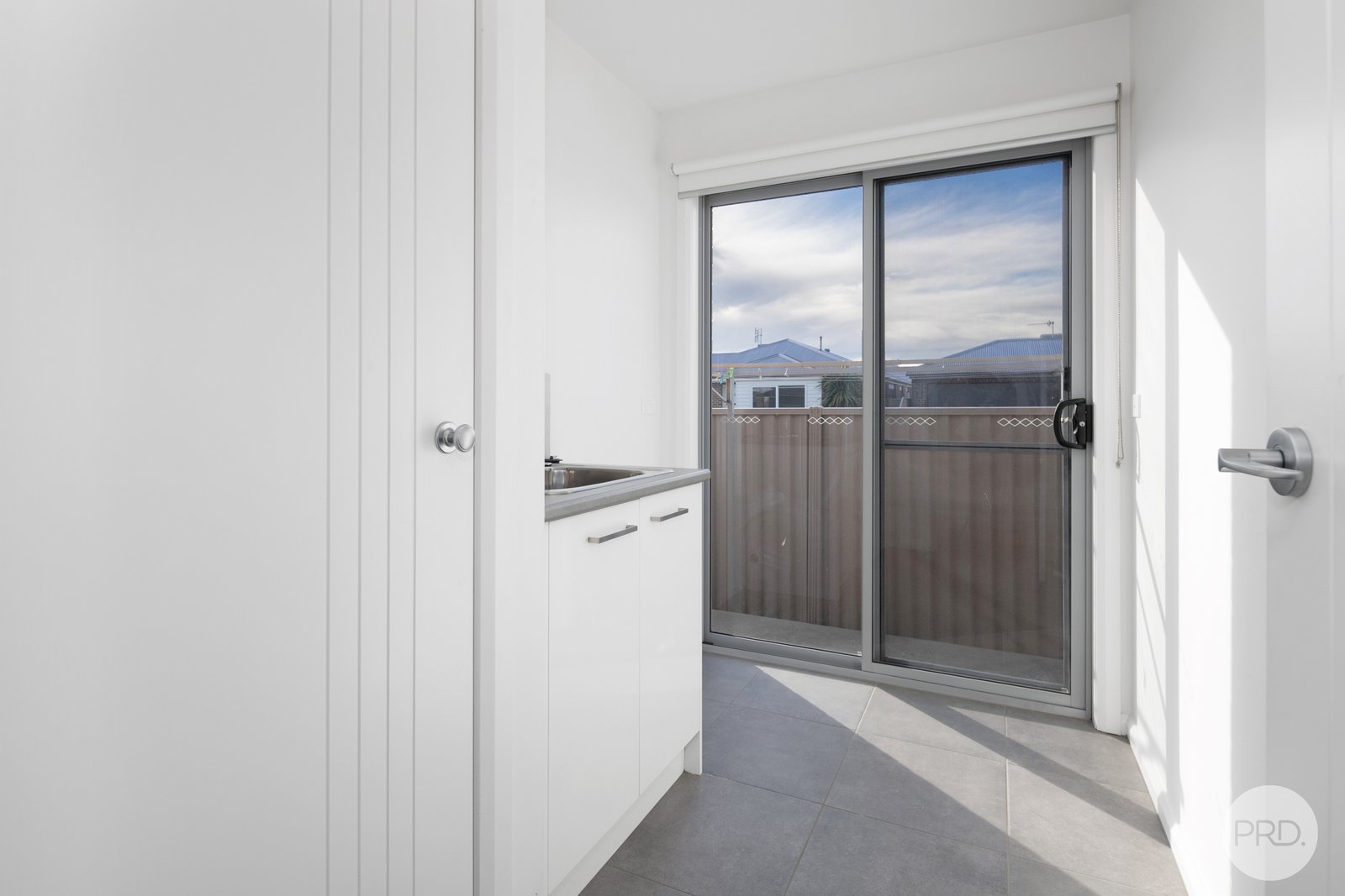 2 Venice Drive WINTER VALLEY 10