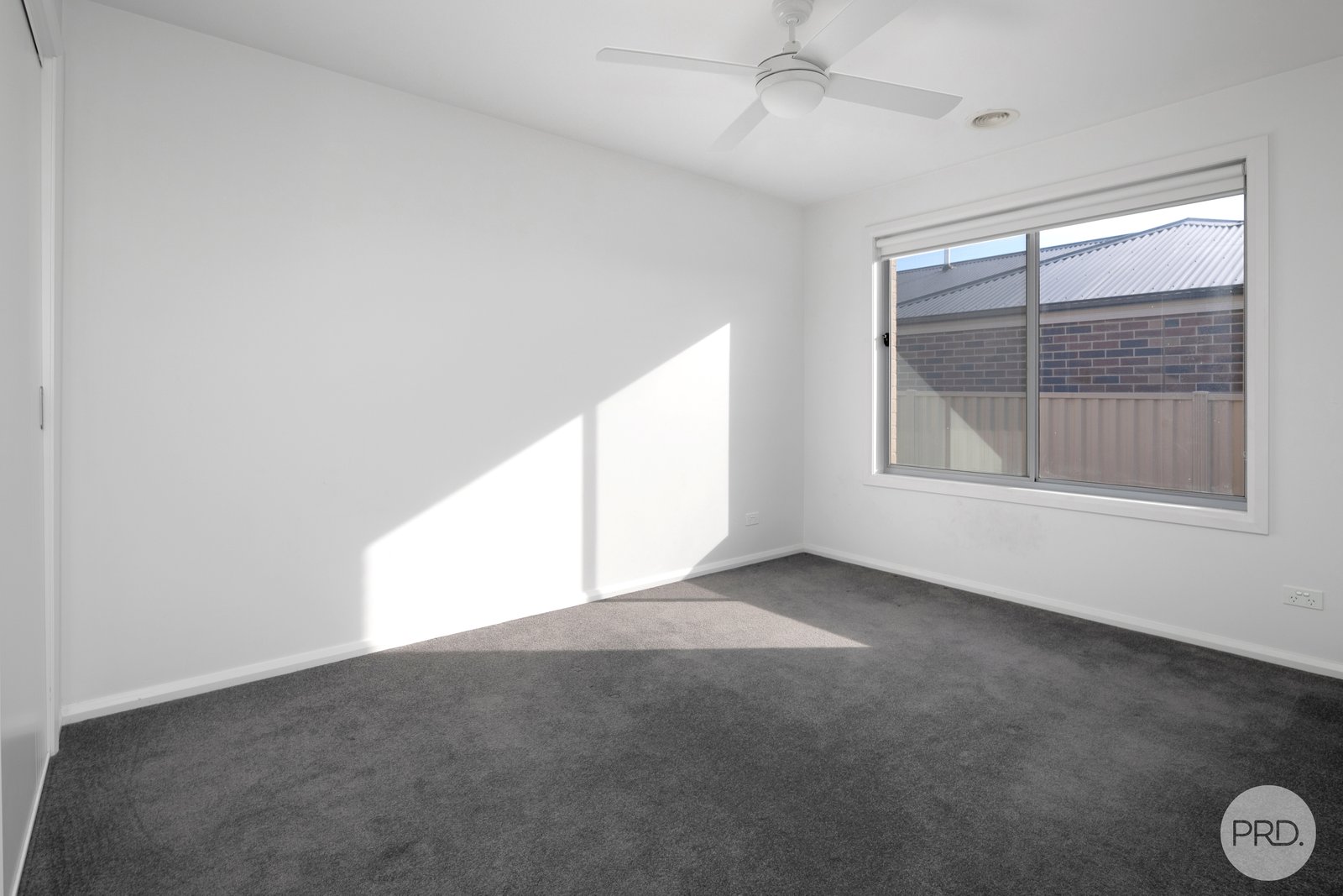 2 Venice Drive WINTER VALLEY 13