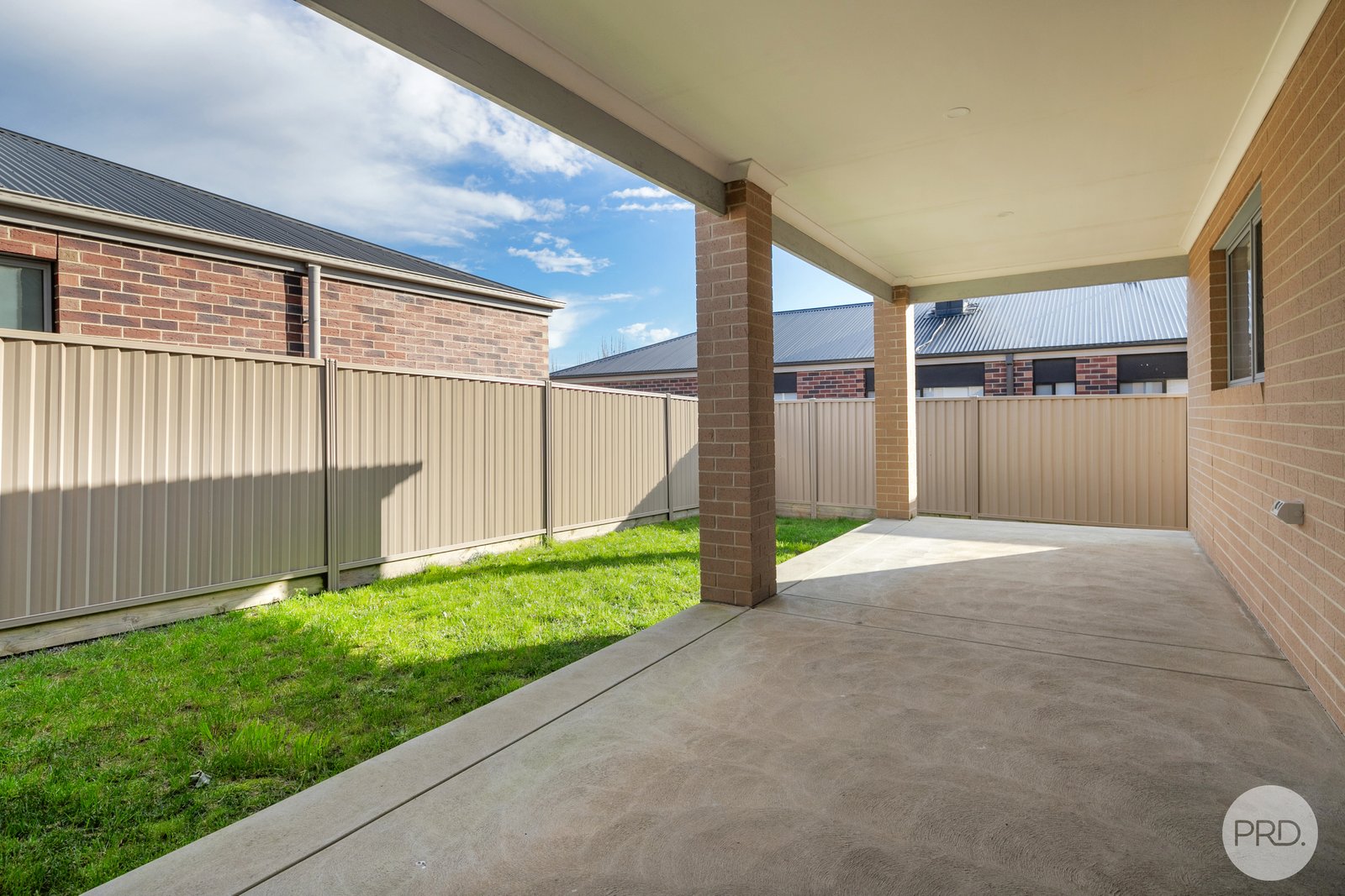 2 Venice Drive WINTER VALLEY 14