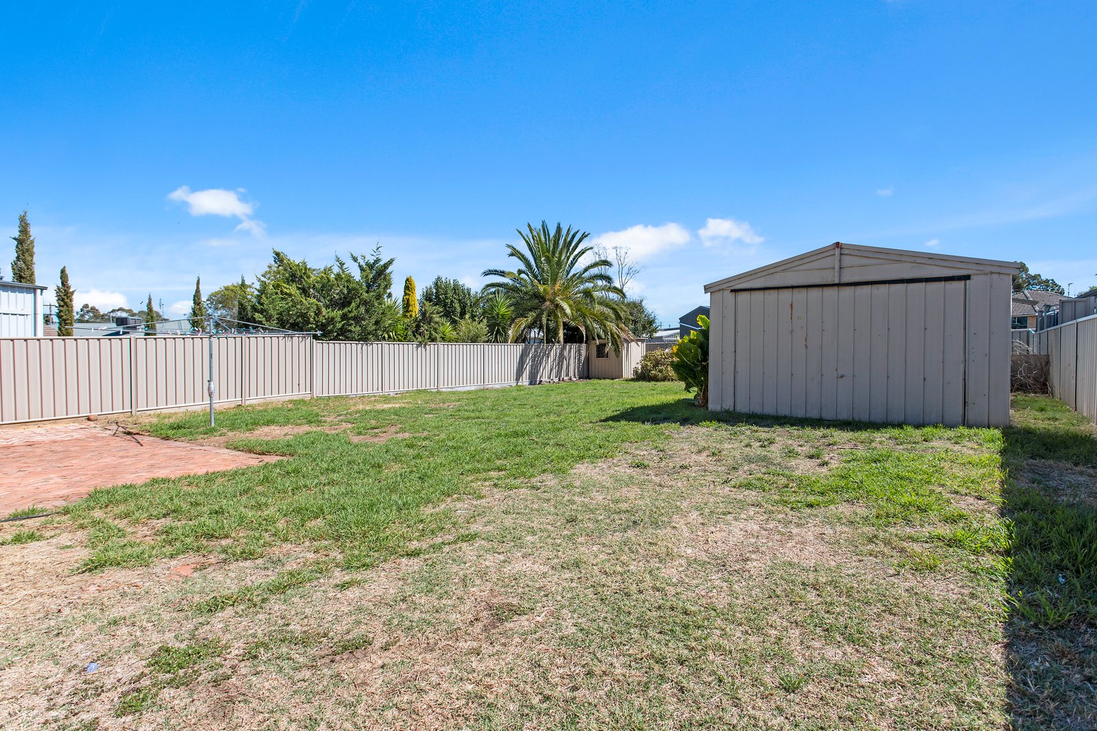 2 Vickers Court KENNINGTON 14