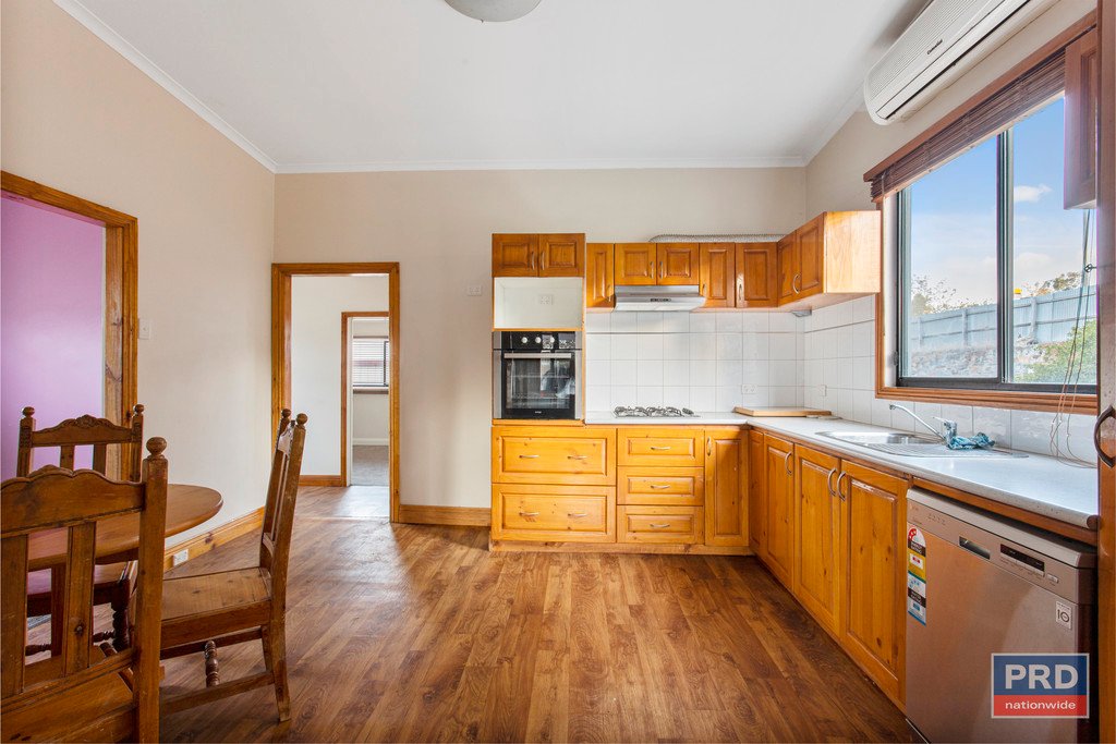 2 Victoria Street IRONBARK 9
