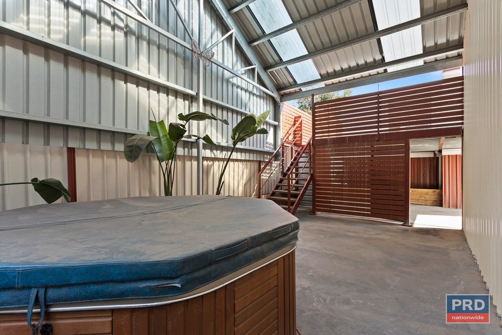 2 Victoria Street IRONBARK 16
