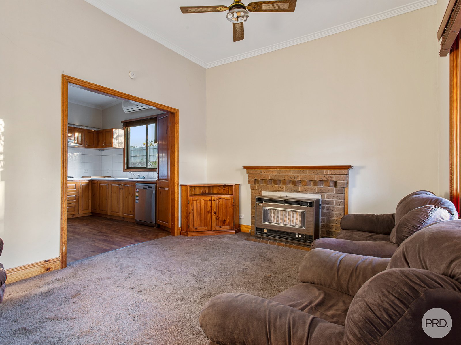 2 Victoria Street IRONBARK 3