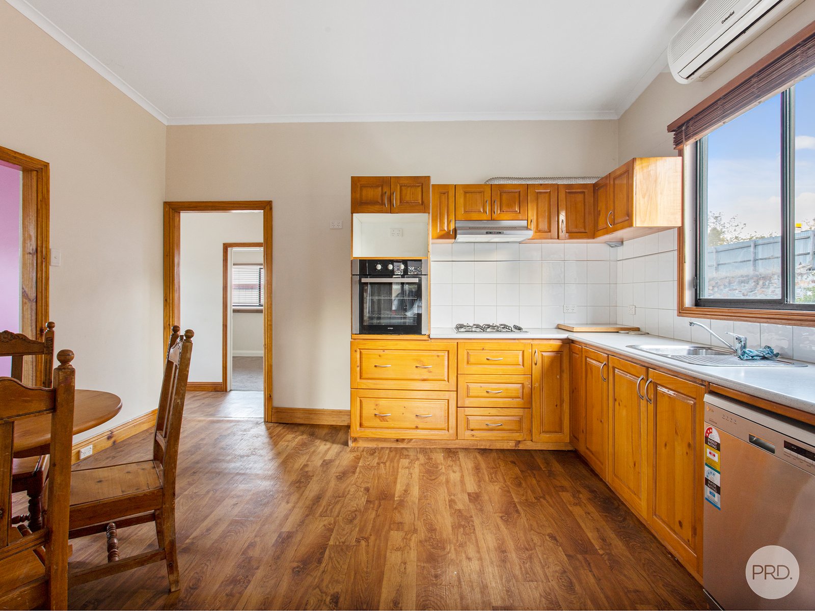 2 Victoria Street IRONBARK 7