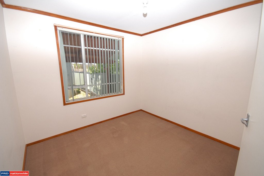 2 Victoria Street SUTTON 12