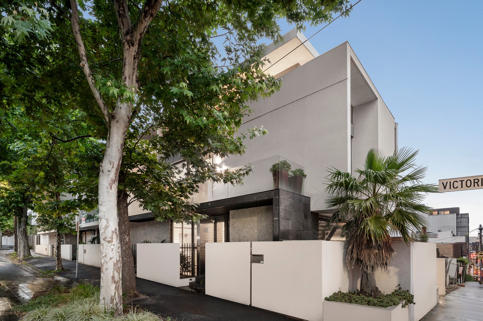 2 Victoria Terrace, South Yarra, 3141