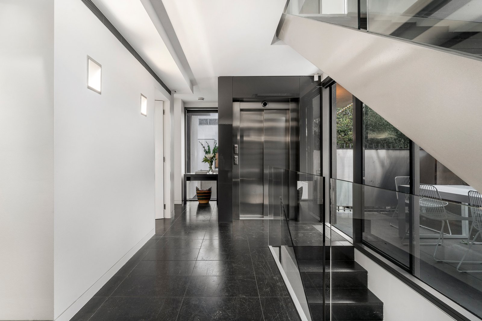 2 Victoria Terrace, South Yarra, 3141