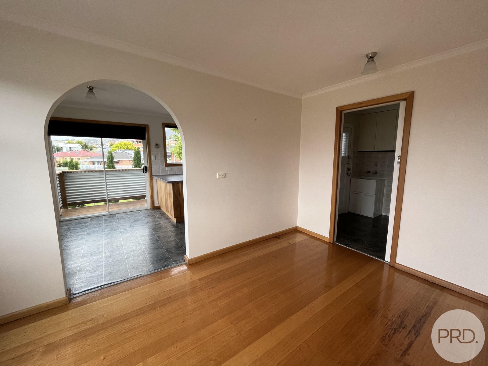 2 Wallong Place BERRIEDALE 3