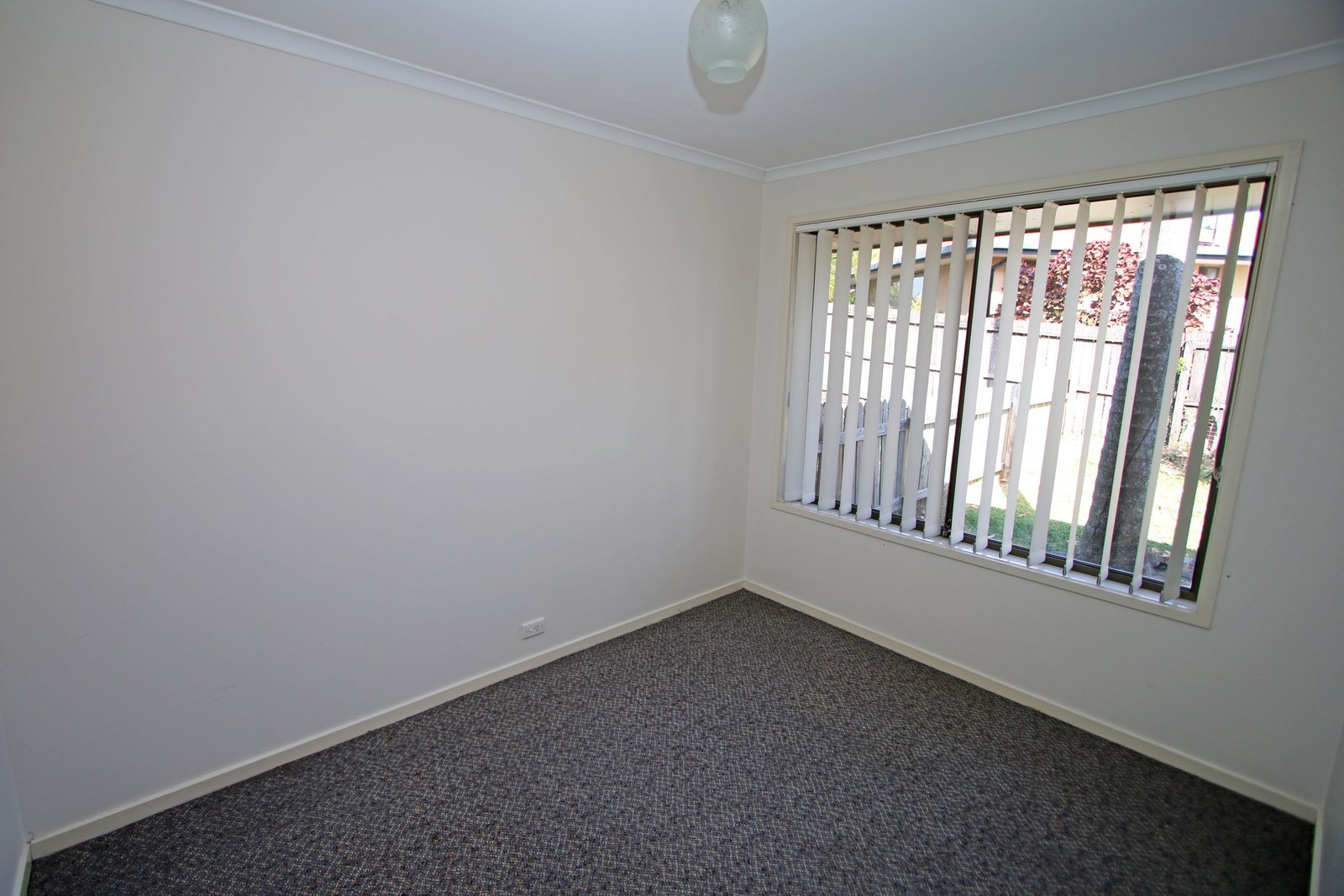 2 Walrus Drive ASHMORE 9