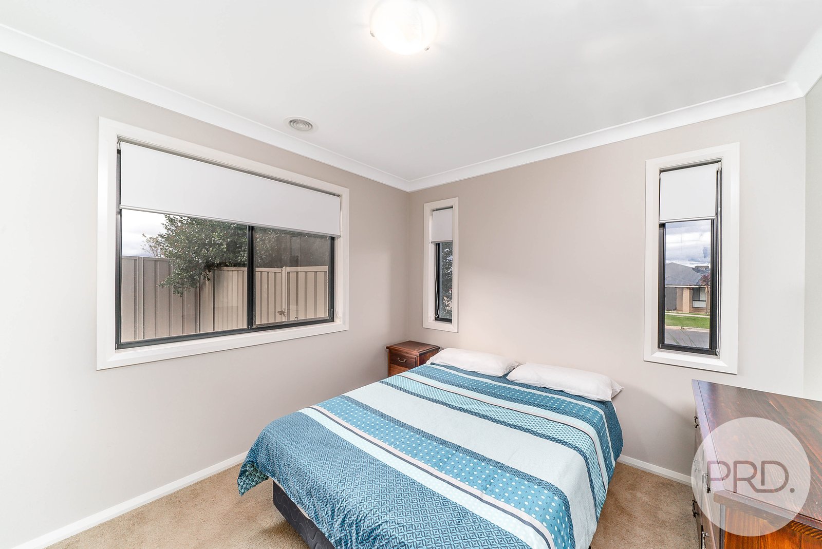 2 Warambee Crescent GLENFIELD PARK 5