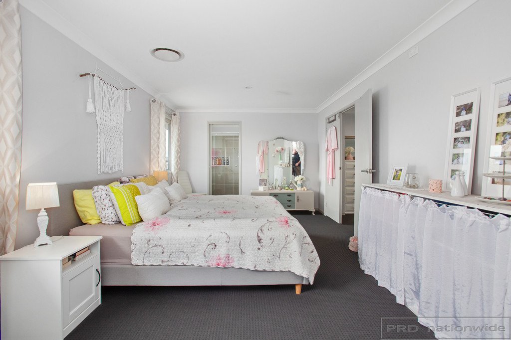 2 Warbler Avenue ABERGLASSLYN 2