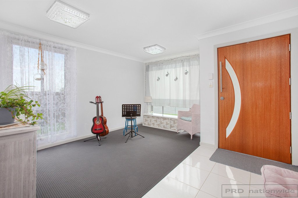 2 Warbler Avenue ABERGLASSLYN 6