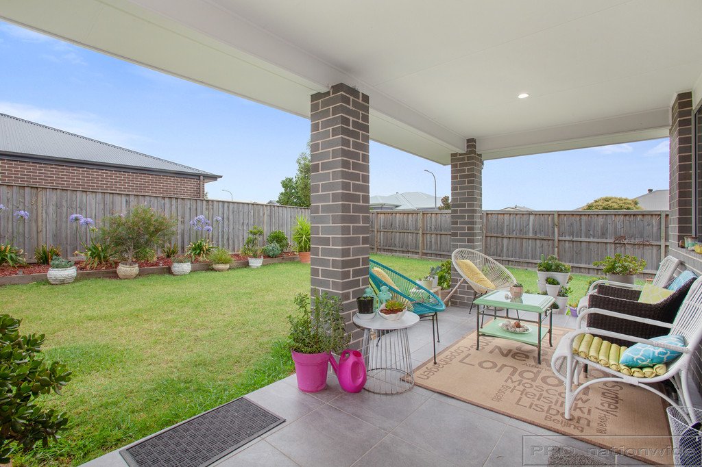 2 Warbler Avenue ABERGLASSLYN 11