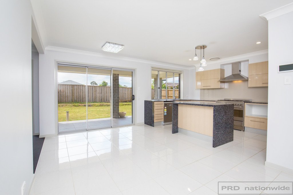 2 Warbler Avenue ABERGLASSLYN 12