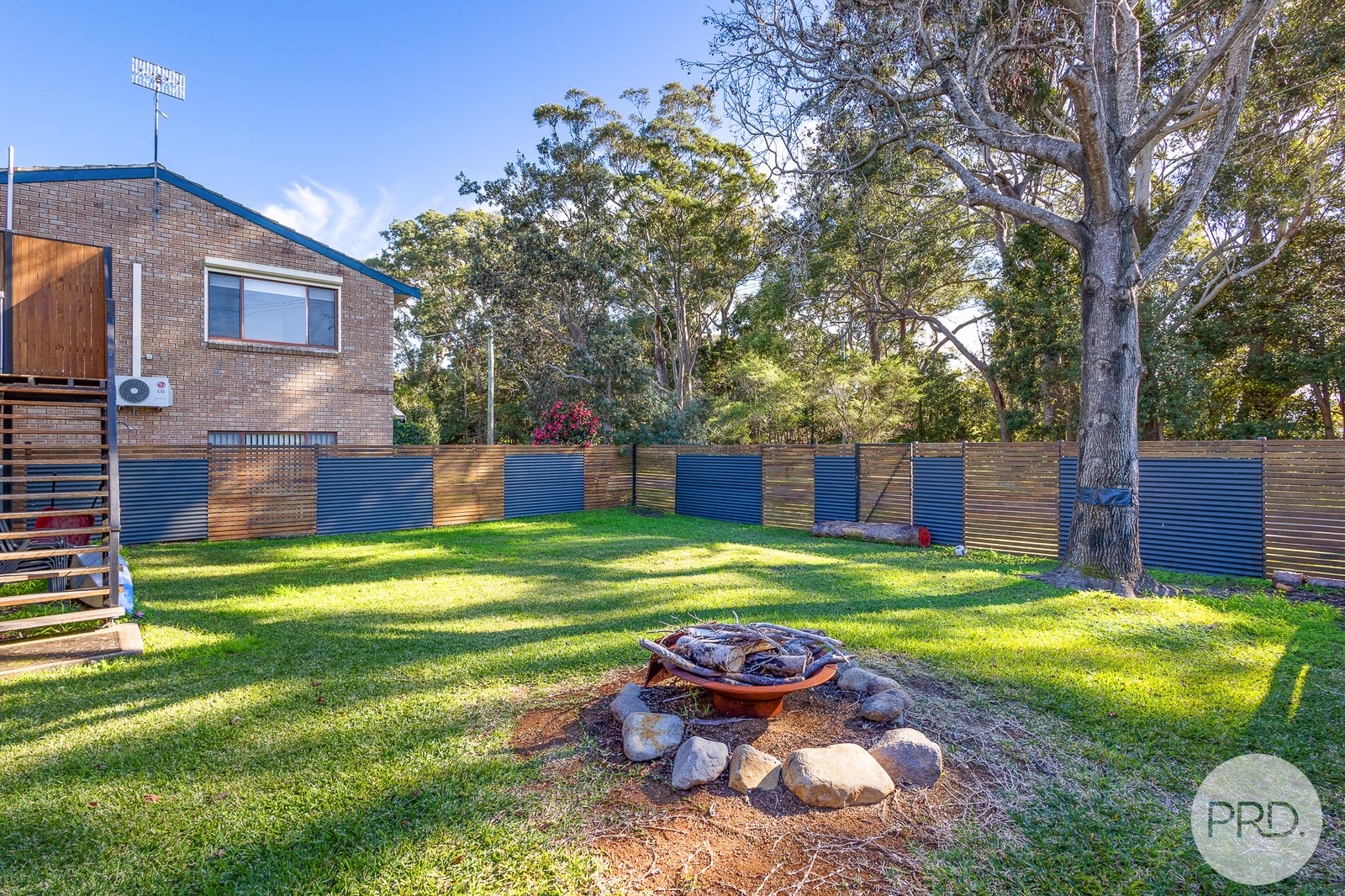 2 Wards Way SALAMANDER BAY 13