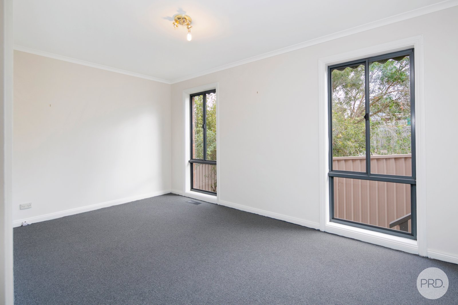 2 Warrambine Dr  CANADIAN 7