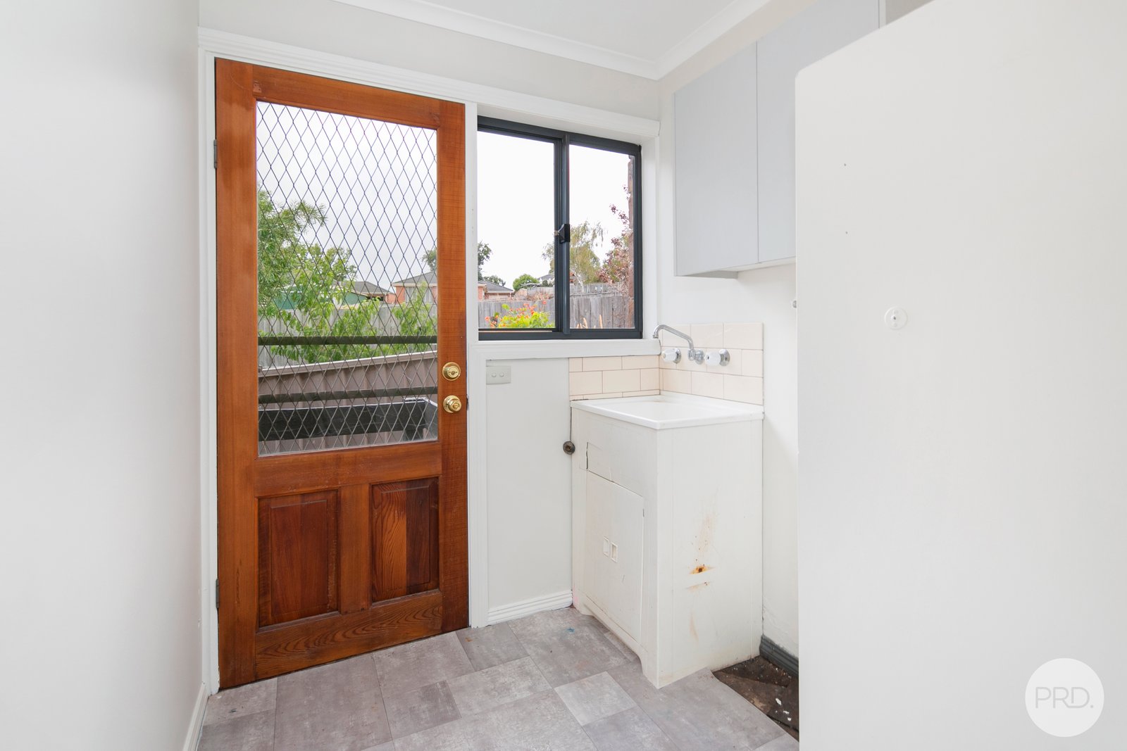 2 Warrambine Dr  CANADIAN 10