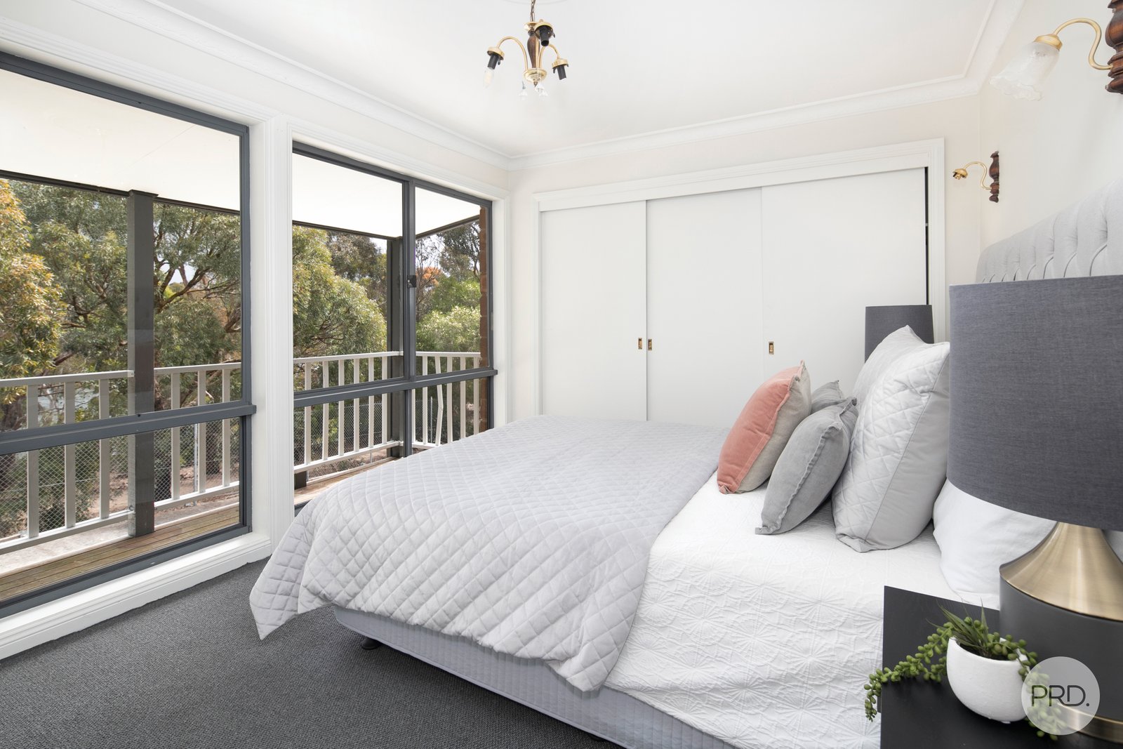 2 Warrambine Drive CANADIAN 10