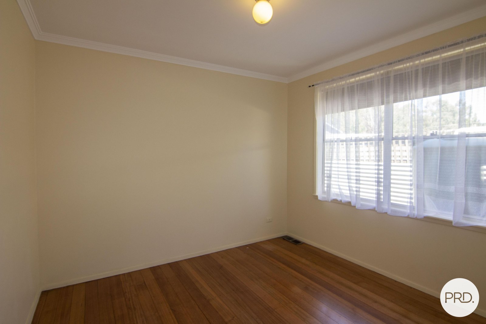 2 Warreen Street SEBASTOPOL 8