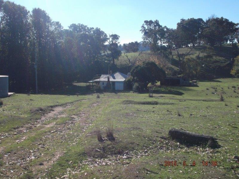 2 Wee Jasper Rd  ADJUNGBILLY 1