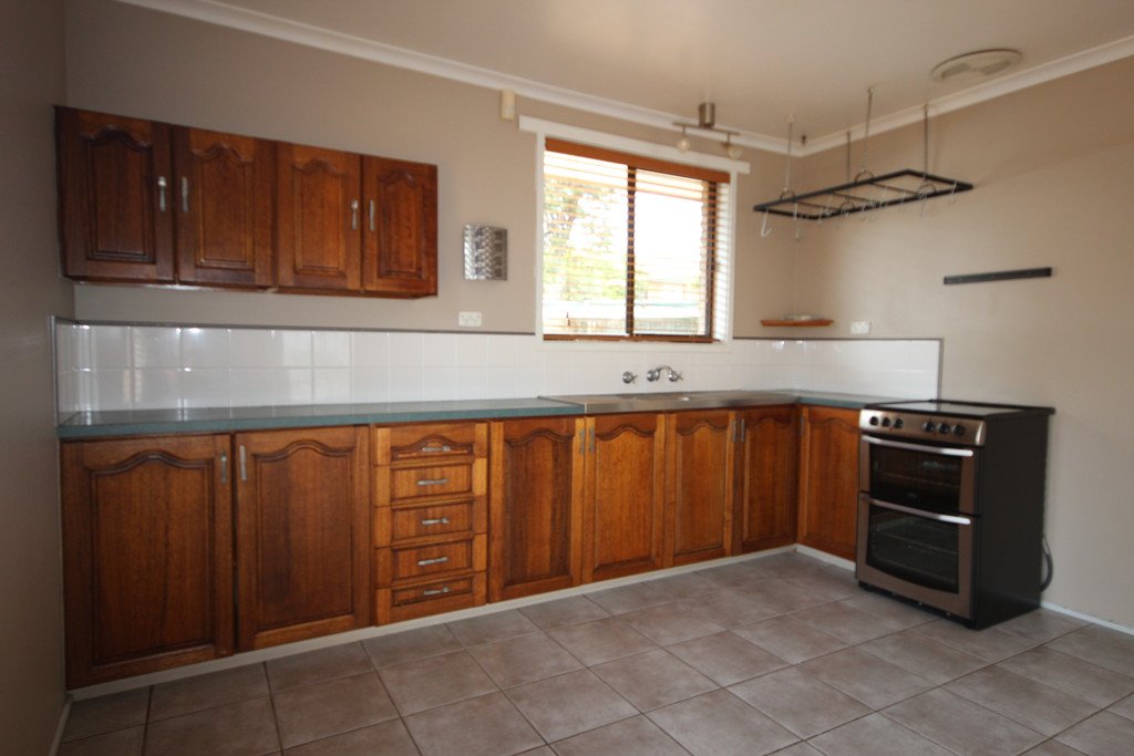 2 Wendel Court WEST MOONAH 2