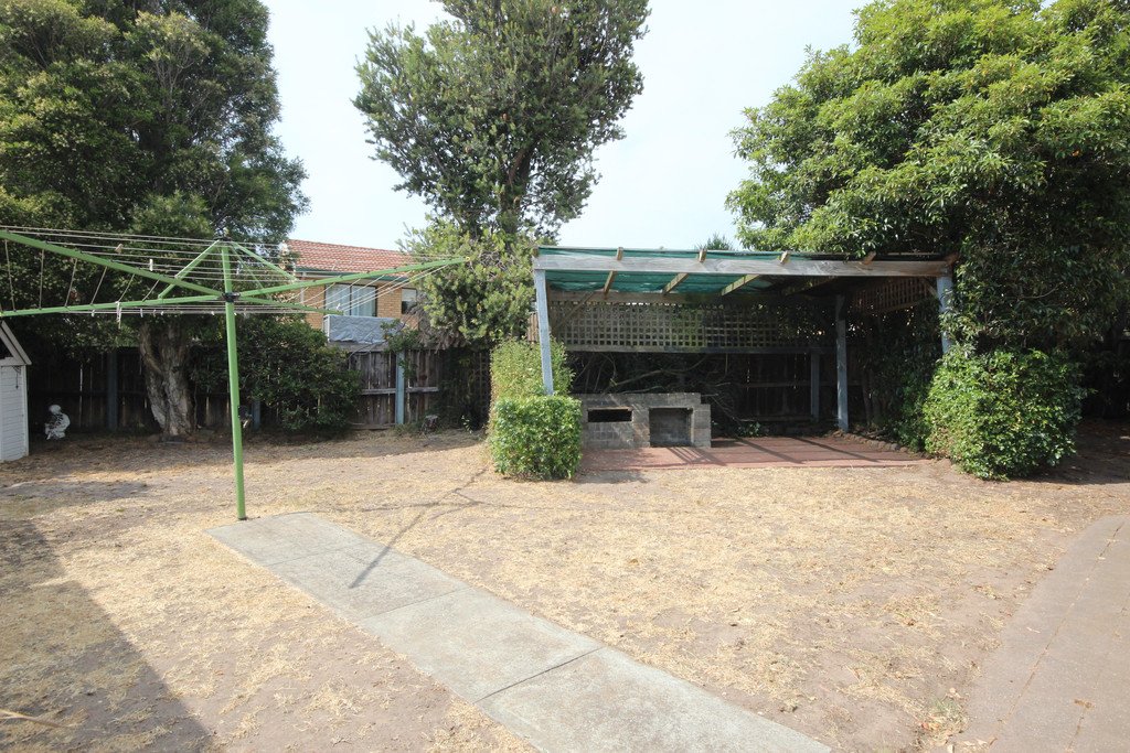 2 Wendel Court WEST MOONAH 8