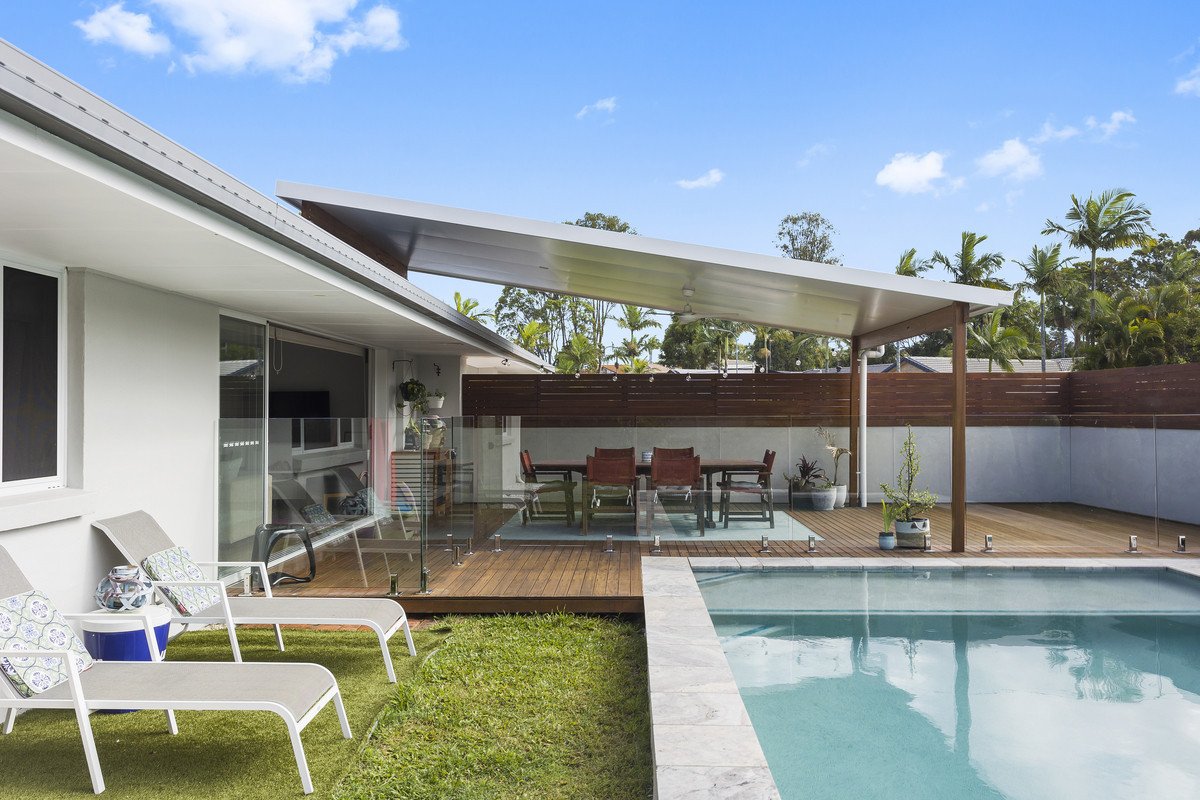 2 Whipbird Court Burleigh Waters 15