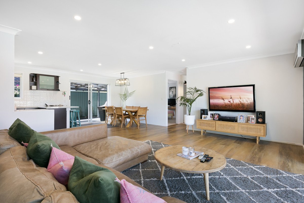 2 Whipbird Court Burleigh Waters 11