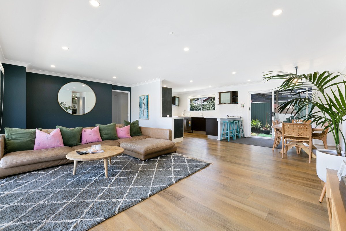 2 Whipbird Court Burleigh Waters 12