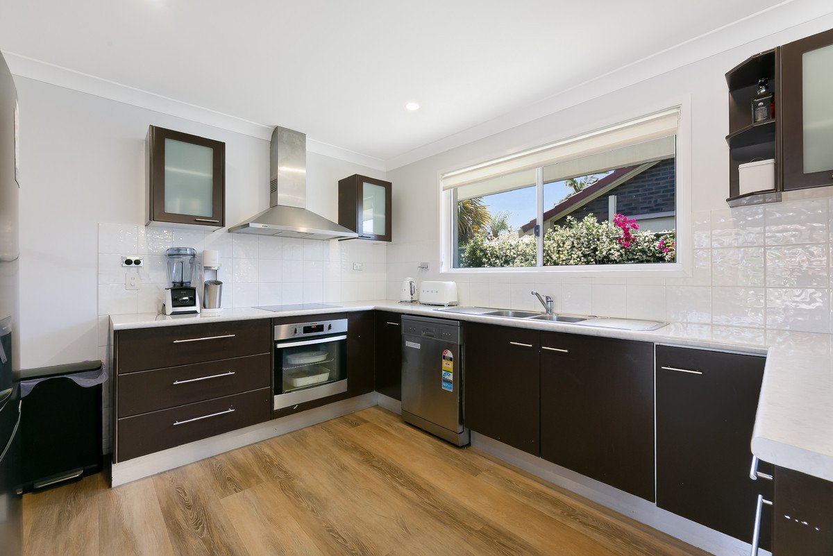 2 Whipbird Court Burleigh Waters 15