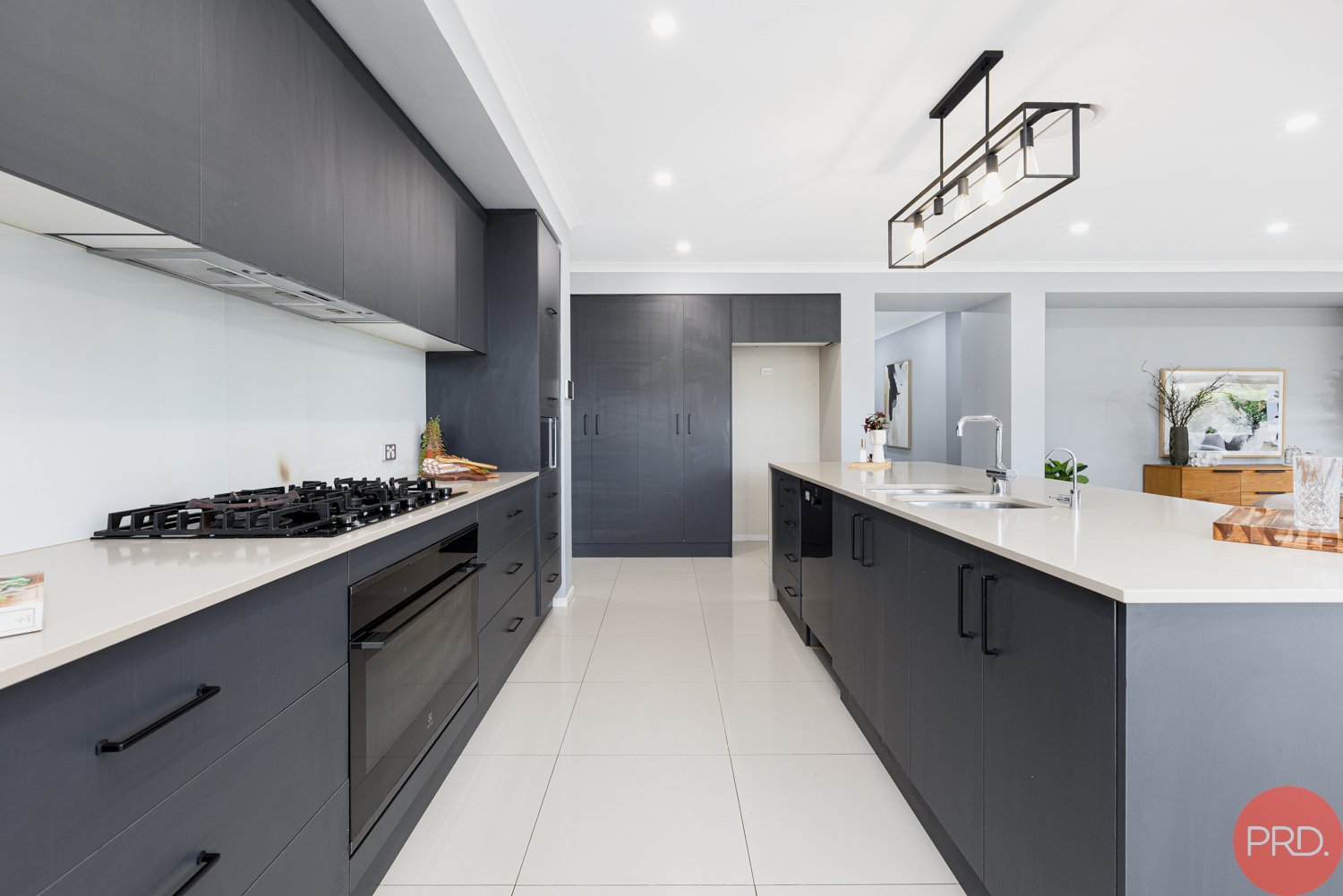 2 Whitetip Street CHISHOLM 10