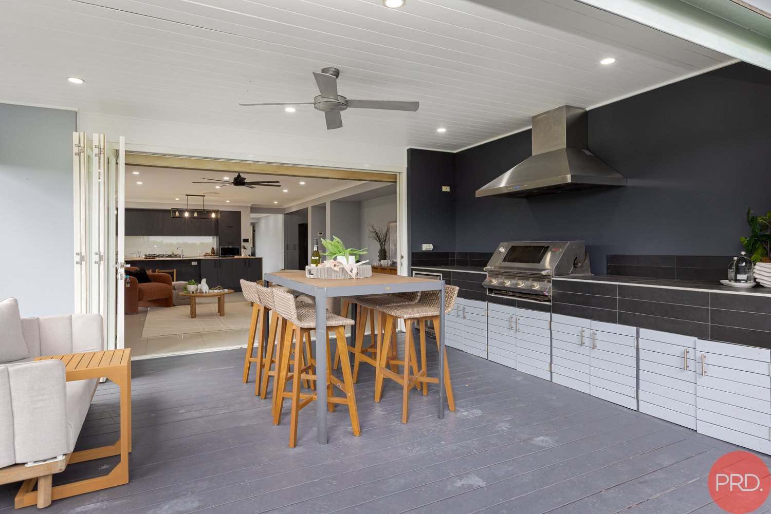 2 Whitetip Street CHISHOLM 32