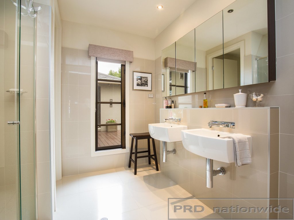 2 Whitetip Street CHISHOLM 3