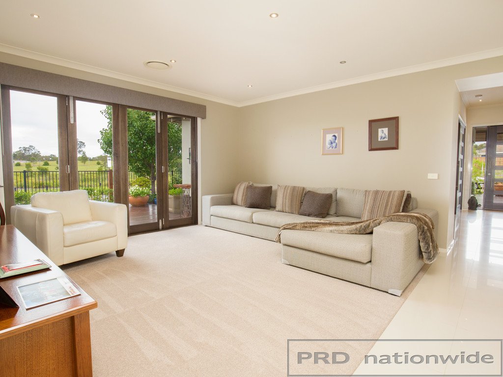 2 Whitetip Street CHISHOLM 5
