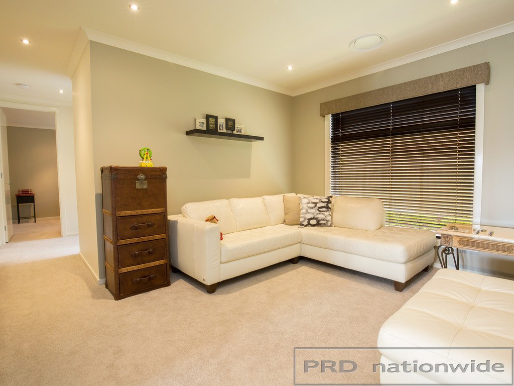 2 Whitetip Street CHISHOLM 6