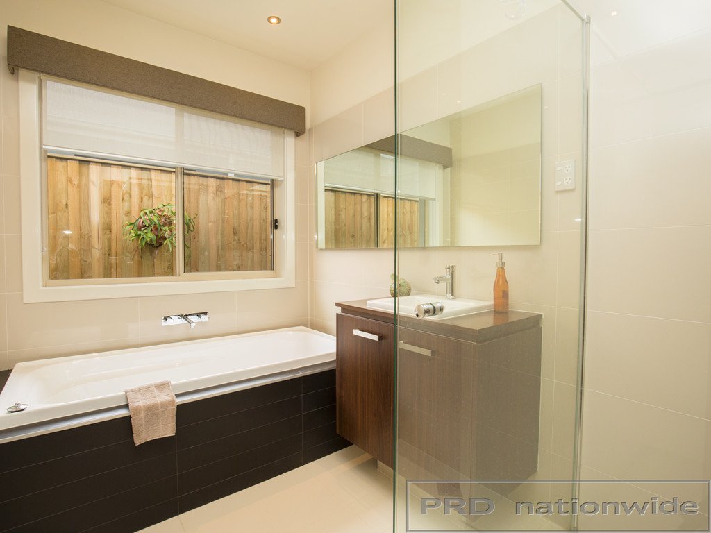 2 Whitetip Street CHISHOLM 7
