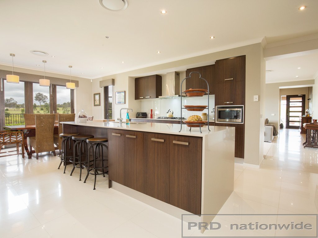2 Whitetip Street CHISHOLM 13