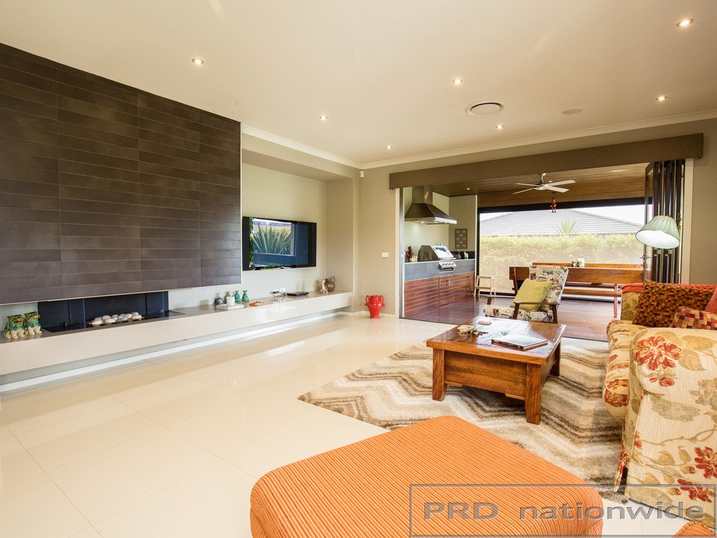 2 Whitetip Street CHISHOLM 17