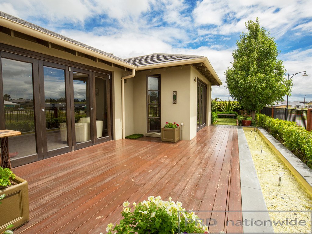 2 Whitetip Street CHISHOLM 21