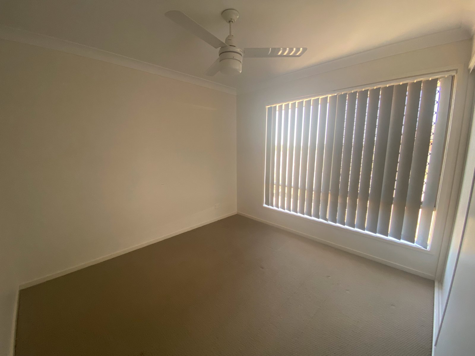 2 Wickham Street TAMWORTH 8