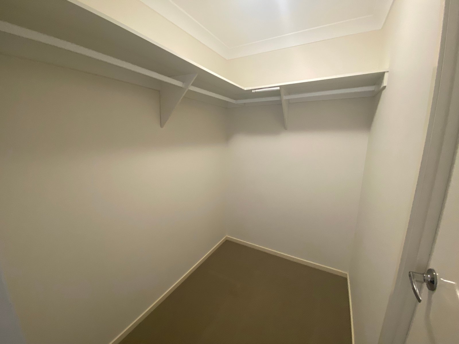 2 Wickham Street TAMWORTH 8