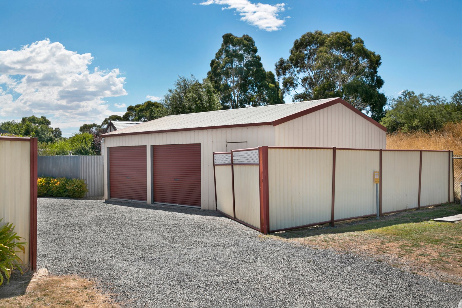 2 Wicklow Drive INVERMAY PARK 16