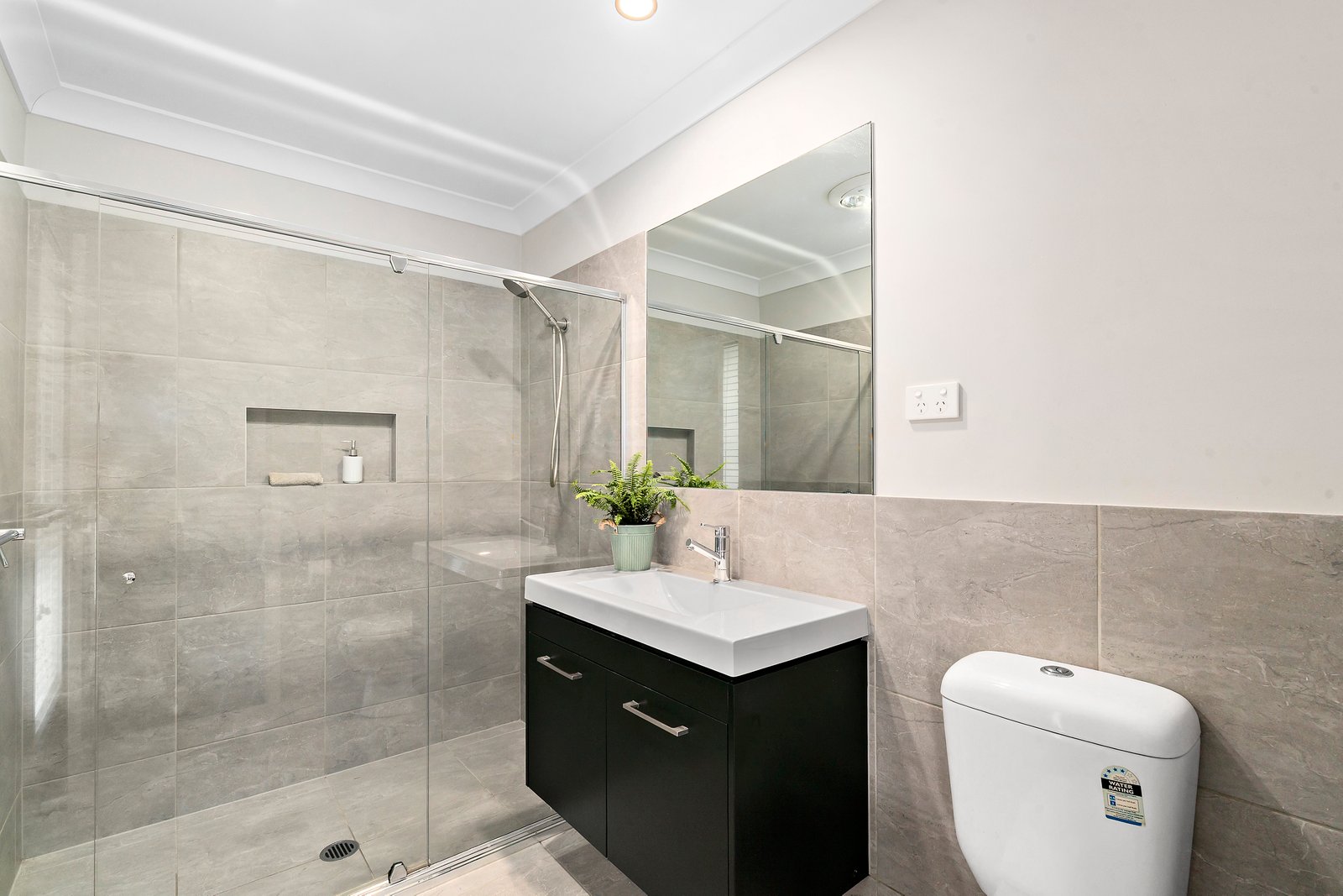 2 Wicklow Road CHISHOLM 11