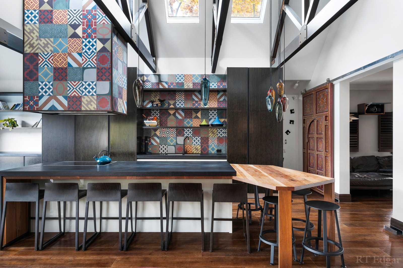 Real Estate and Property in 2 Wilks Avenue, Malvern, VIC