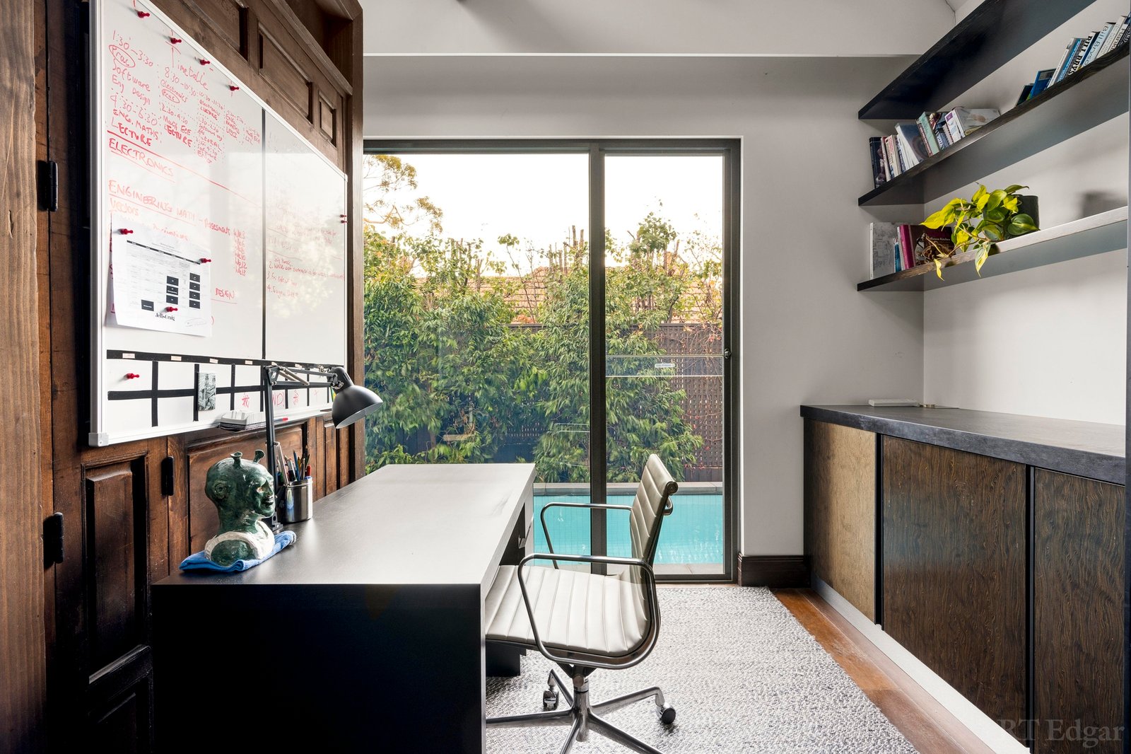 Real Estate and Property in 2 Wilks Avenue, Malvern, VIC