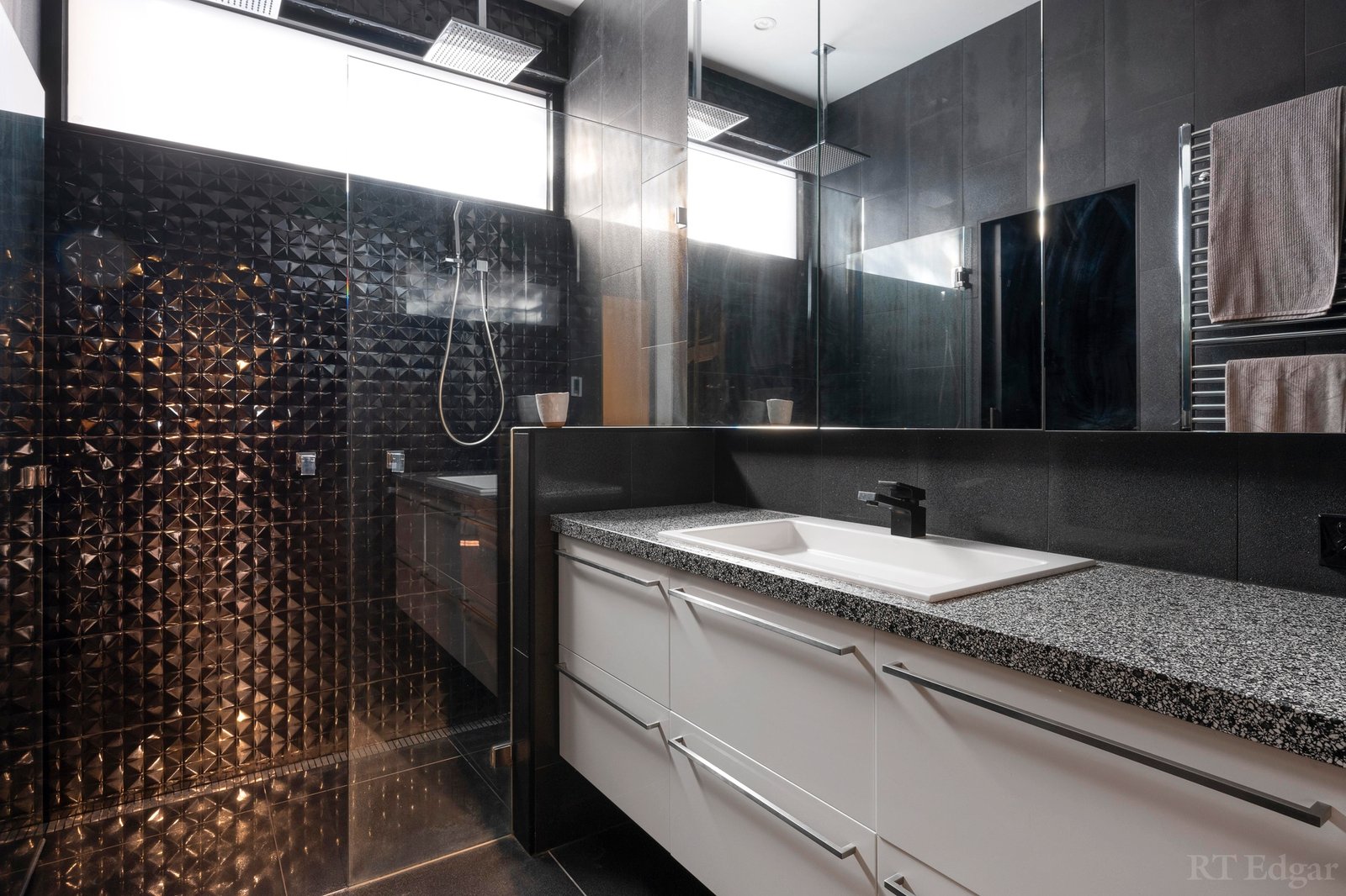 Real Estate and Property in 2 Wilks Avenue, Malvern, VIC