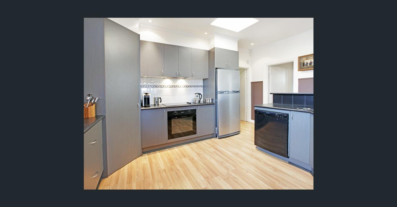 Gallery: 2 Willow Crescent